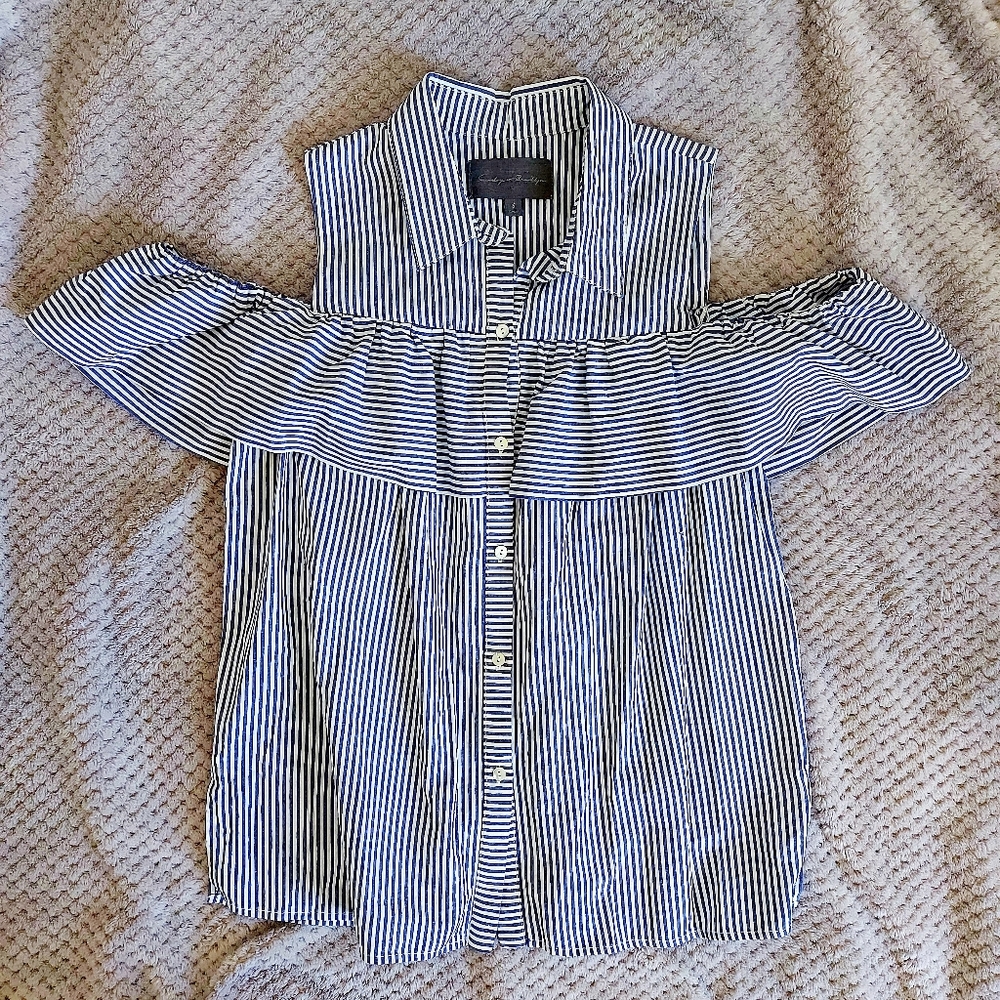Anthropologie cold shoulder top